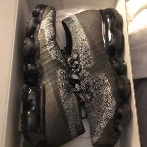 Women’s Nike air vapor max fly knit
